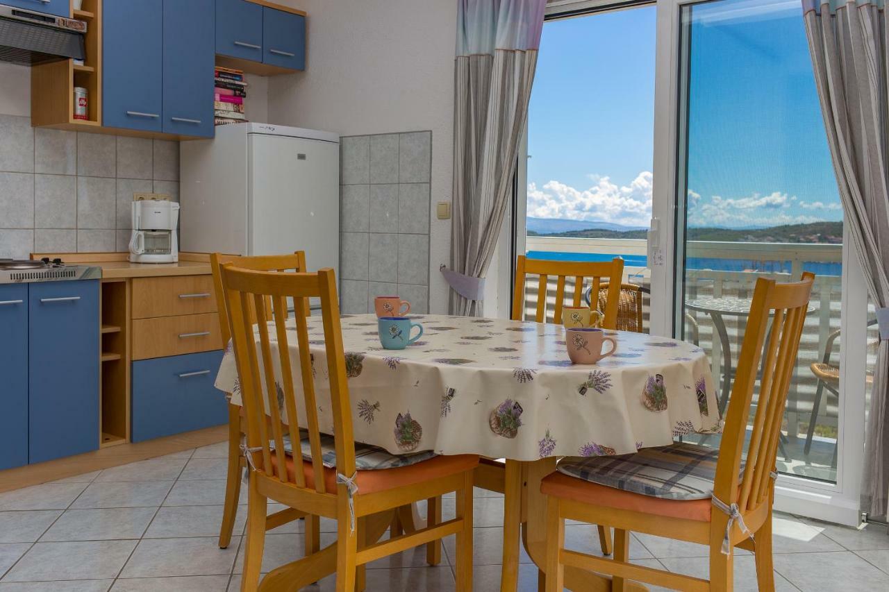 Apartments Rose Trogir Exterior photo